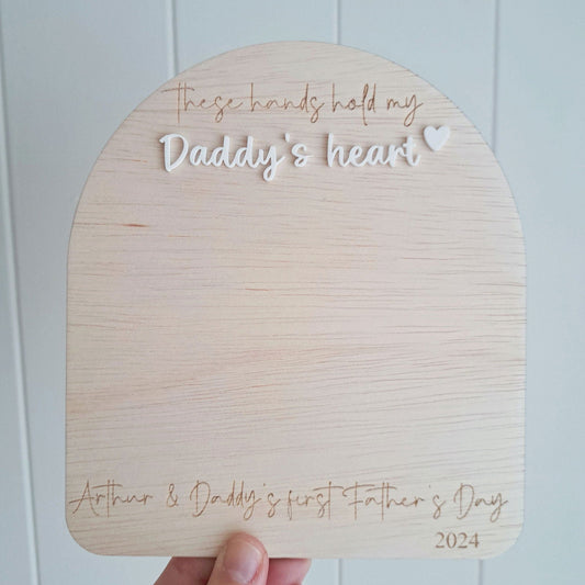 First Father's Day Arch - Lou James Creations