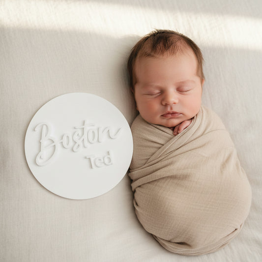 Name Announcement Circle Plaque - Lou James Creations