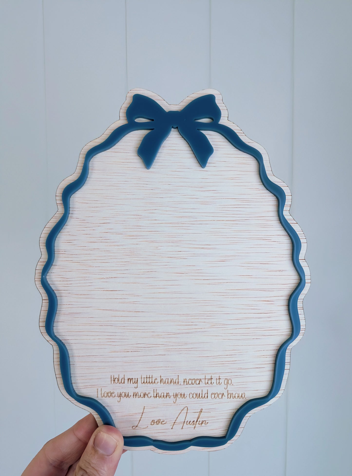 Handprint Bow Plaque - Lou James Creations