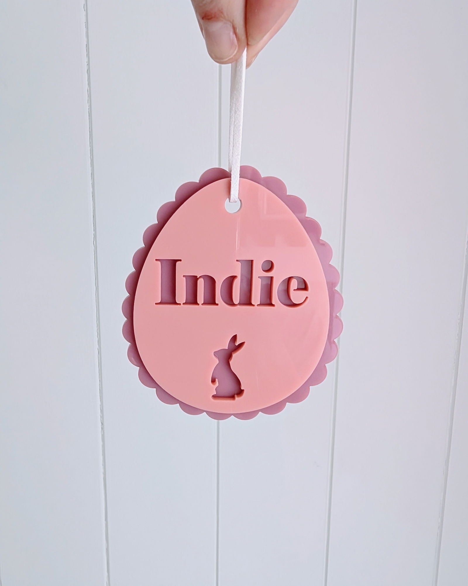 Easter Egg Scallop Tag - Lou James Creations
