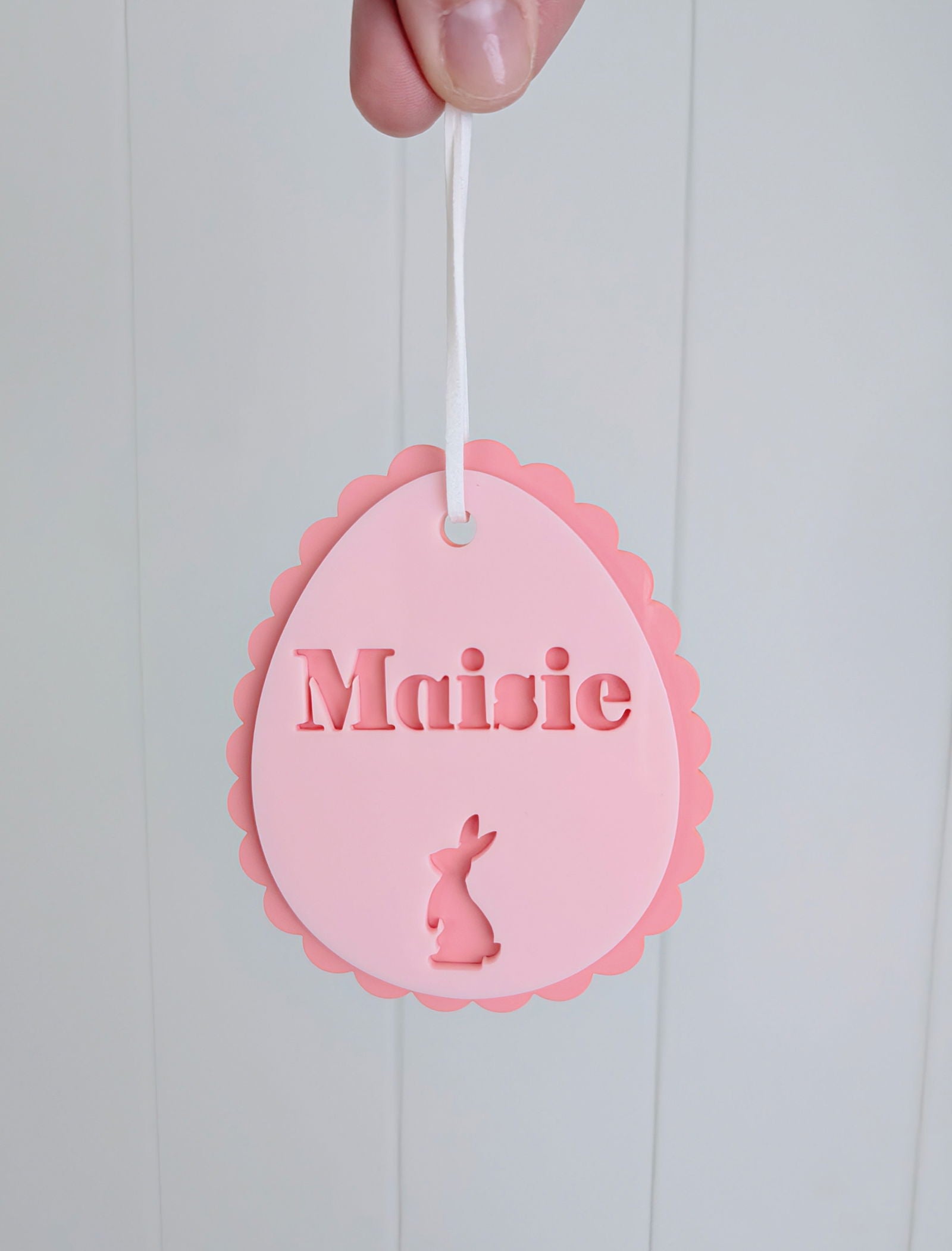 Easter Egg Scallop Tag - Lou James Creations