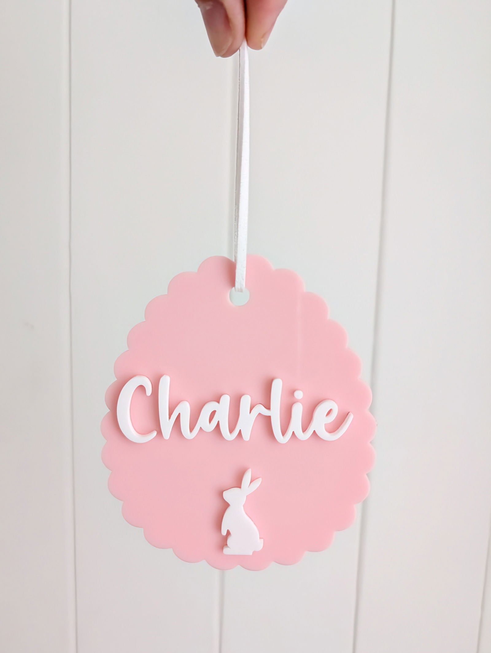 Easter Egg Scallop Tag - Lou James Creations