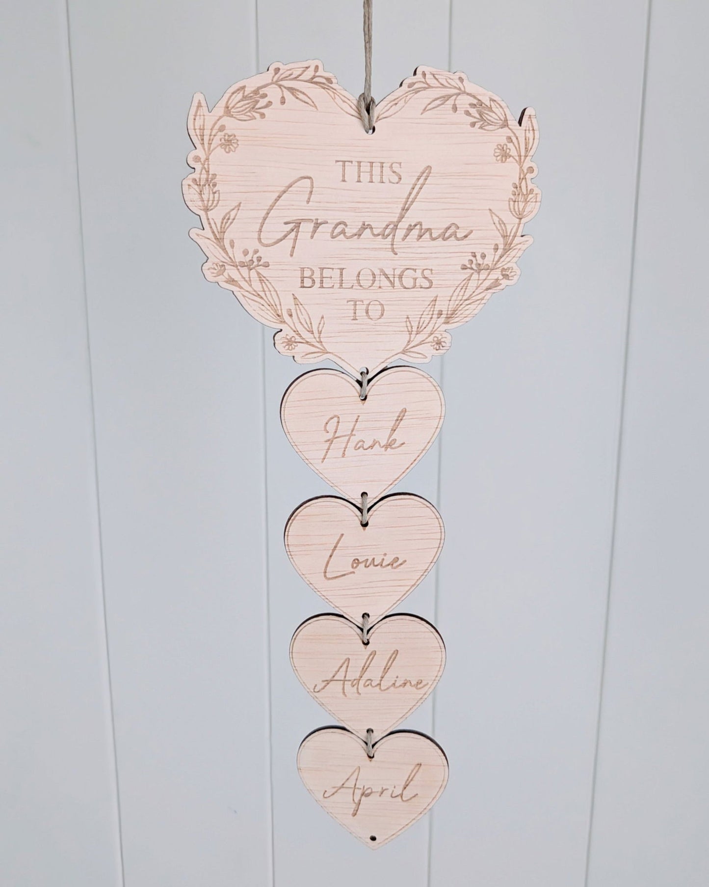 Grandchildren Hanging Heart Plaque - Lou James Creations 