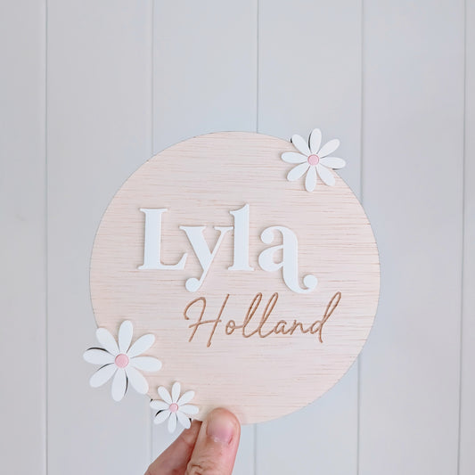 Name Announcement Daisy Plaque