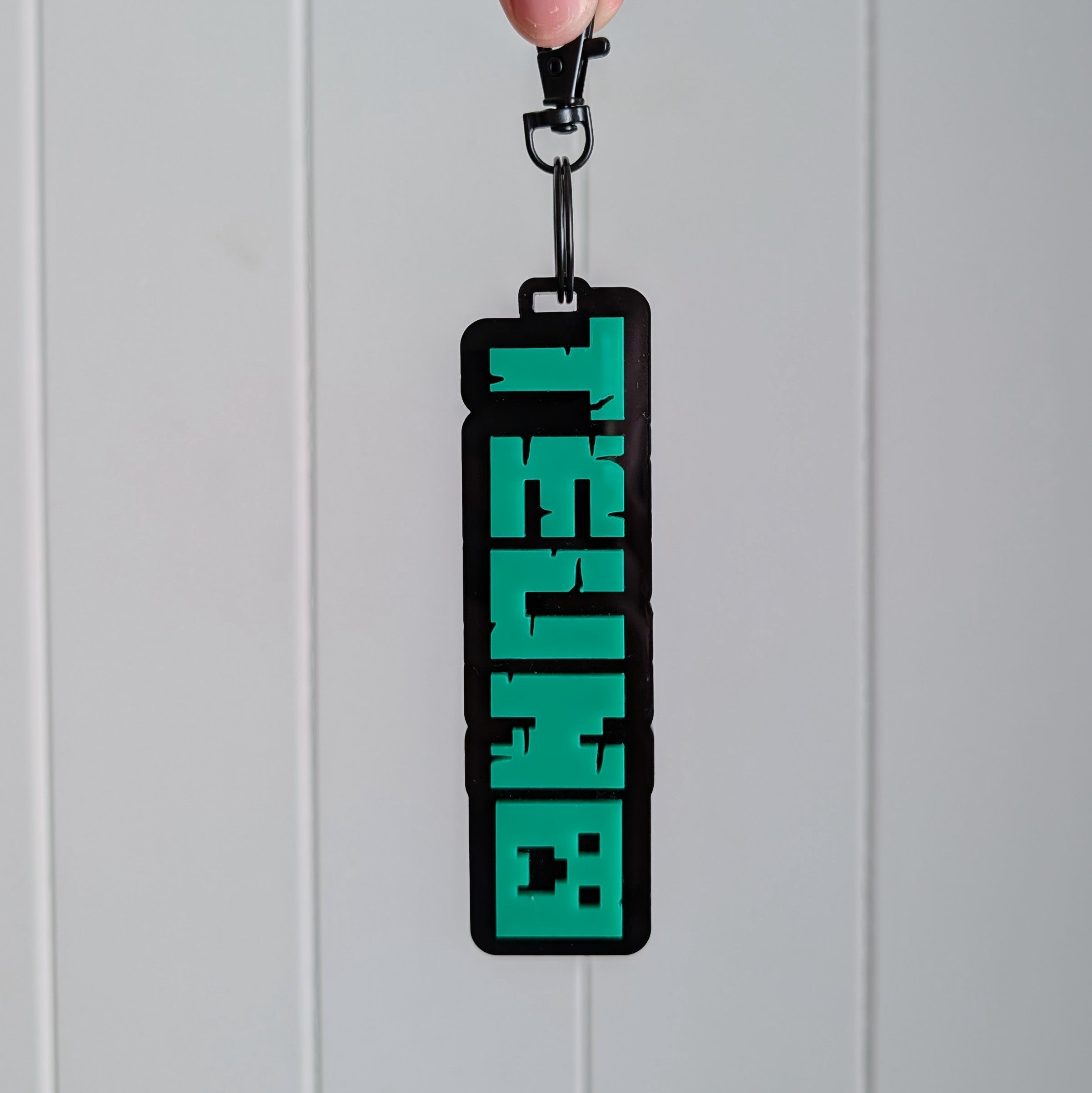 Pixel Name Bag Tag – Lou James Creations